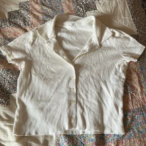 Brandy Melville John Galt button up crop top